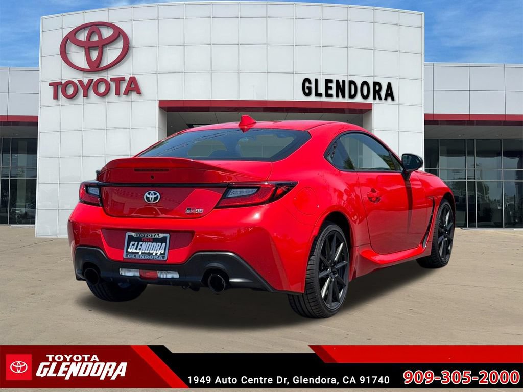 Used 2025 Toyota GR86 Premium w/ ALL Weather Mat Package (TMS) RWD image 10
