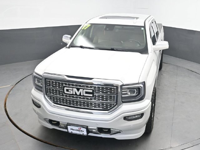 Used 2017 GMC Sierra 1500 Denali w/ Denali Ultimate Package AWD/4WD image 22