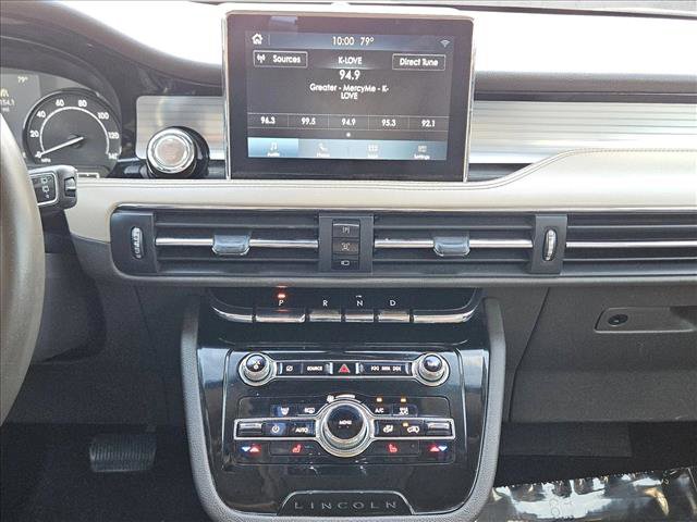 Used 2021 Lincoln Corsair FWD w/ Rear Removable Package Tray image 13