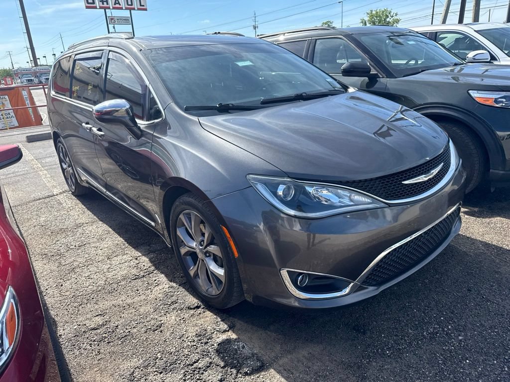 Used 2020 Chrysler Pacifica Limited FWD image 5