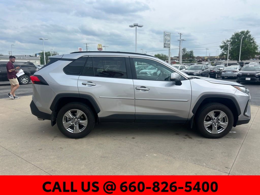 Used 2024 Toyota RAV4 XLE w/ Convenience Package AWD/4WD image 5