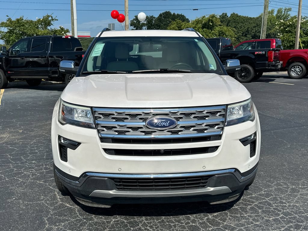 Used 2019 Ford Explorer Limited w/ Limited Luxury Package FWD image 2