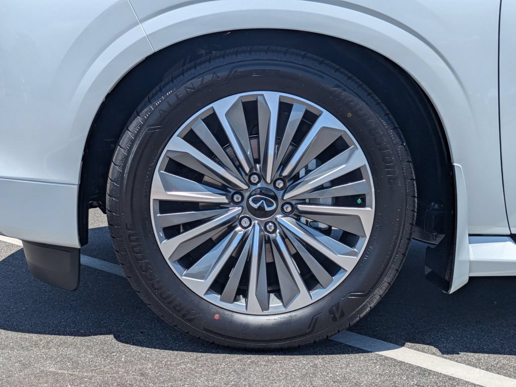New 2027 INFINITI QX80 Luxe w/ Cargo Package RWD image 10