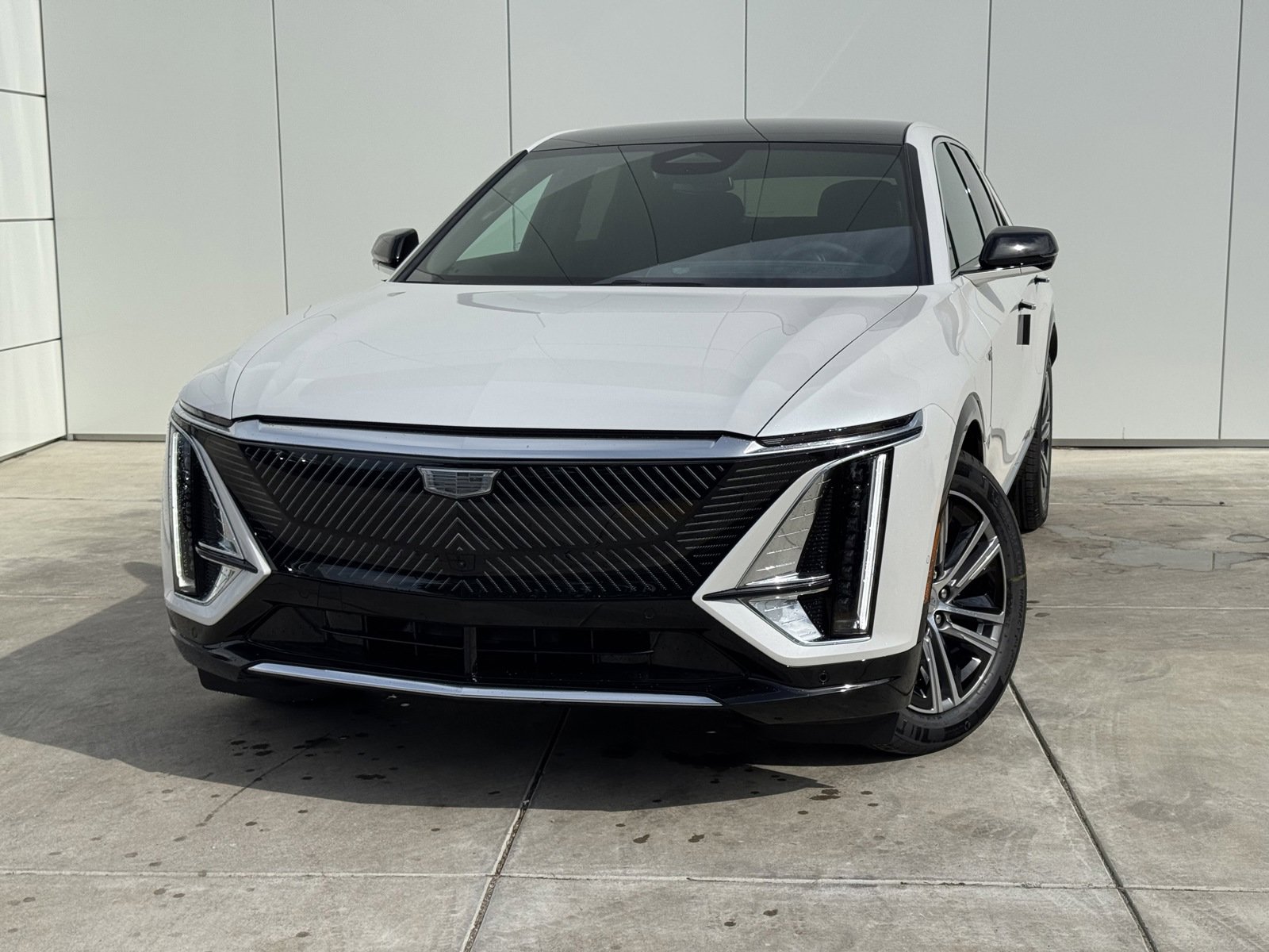 New 2025 Cadillac Lyriq Luxury