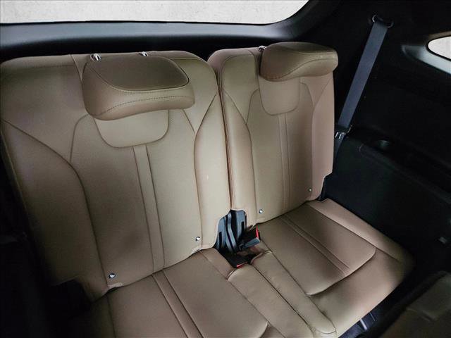 Used 2025 Kia Sorento SX Prestige w/ Olive Brown Leather Package AWD/4WD image 16