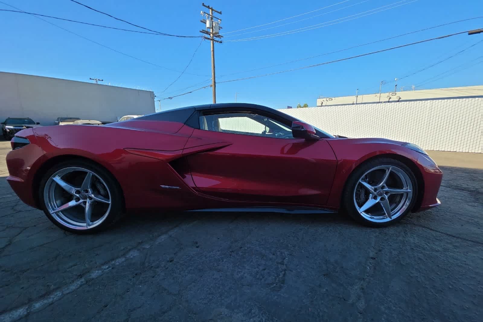 Used 2025 Chevrolet Corvette E-Ray w/ Stealth Interior Trim Package AWD/4WD image 8