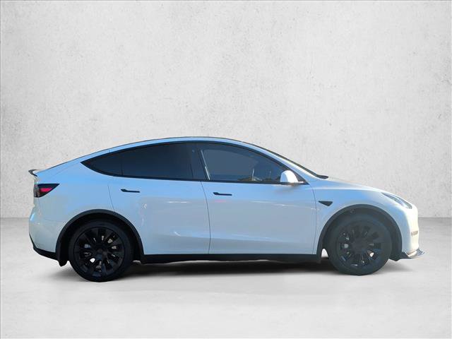 Used 2023 Tesla Model Y Long Range AWD/4WD image 4