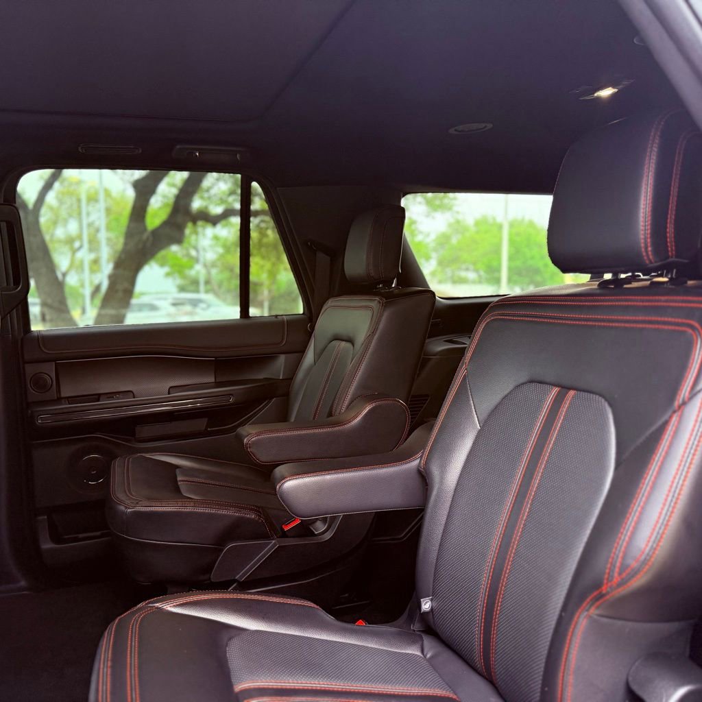 Used 2021 Ford Expedition Max Limited image 31