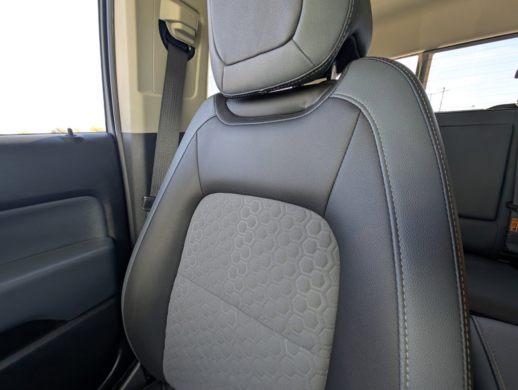 Used 2020 Chevrolet Colorado Z71 image 13