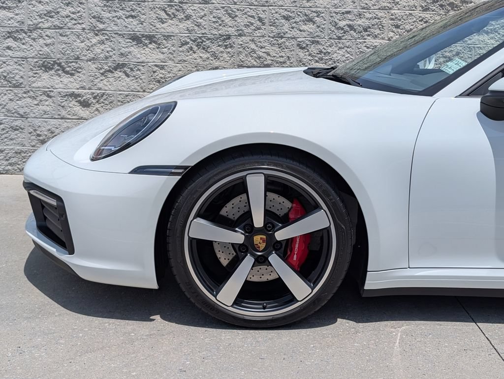 Certified 2024 Porsche 911 Targa 4S AWD/4WD image 30