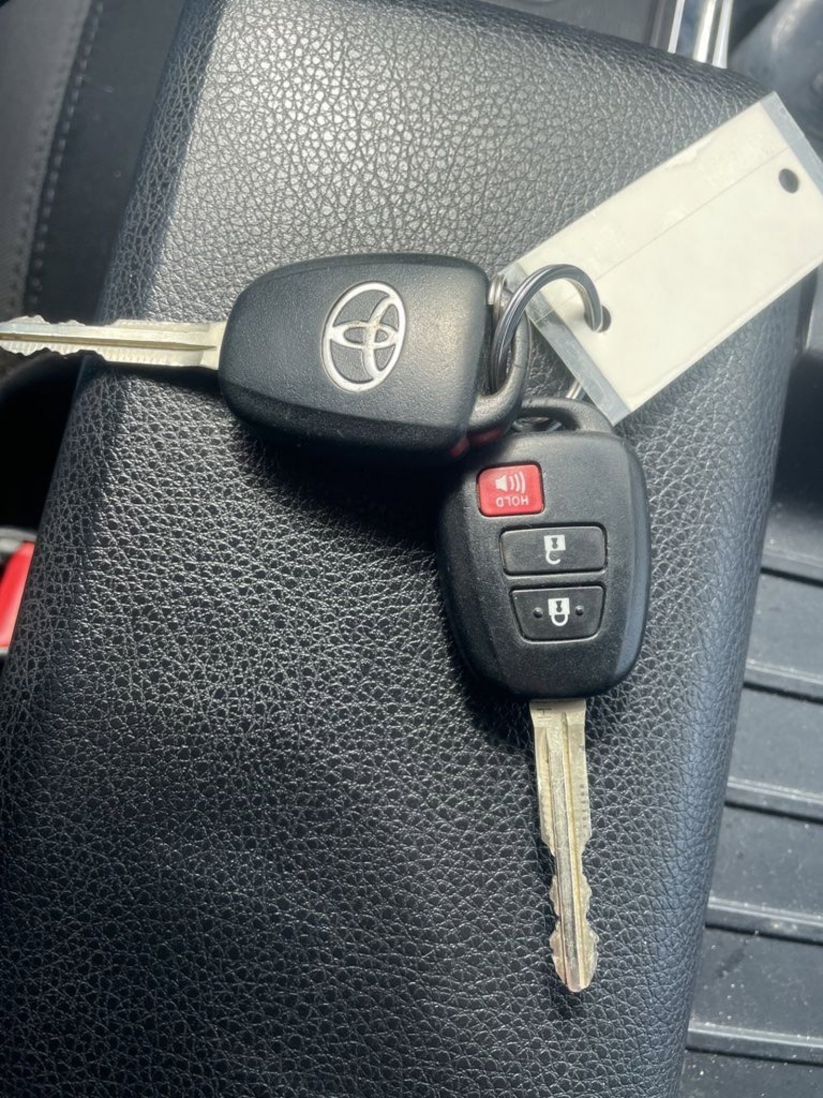 Used 2019 Toyota Tundra SR5 w/ TRD Off Road Package image 34