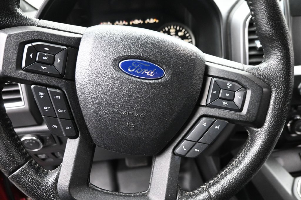 Used 2015 Ford F150 XLT w/ Equipment Group 302A Luxury AWD/4WD image 17