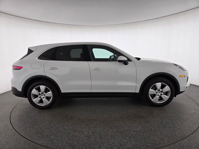 Used 2023 Porsche Cayenne image 6