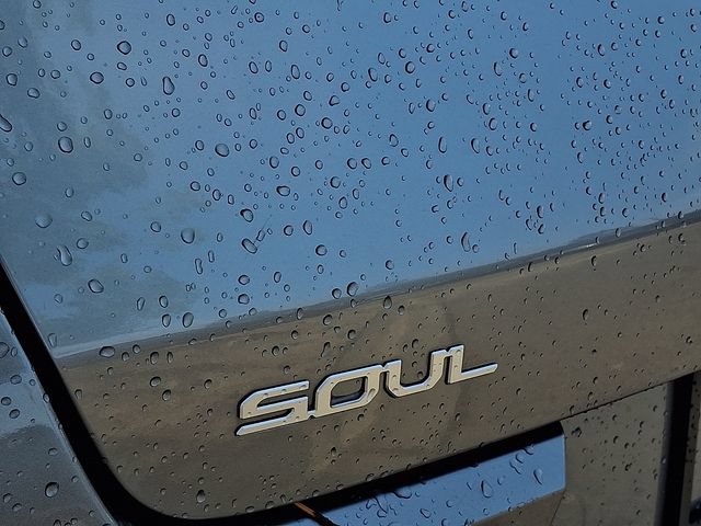 Certified 2023 Kia Soul S FWD image 32