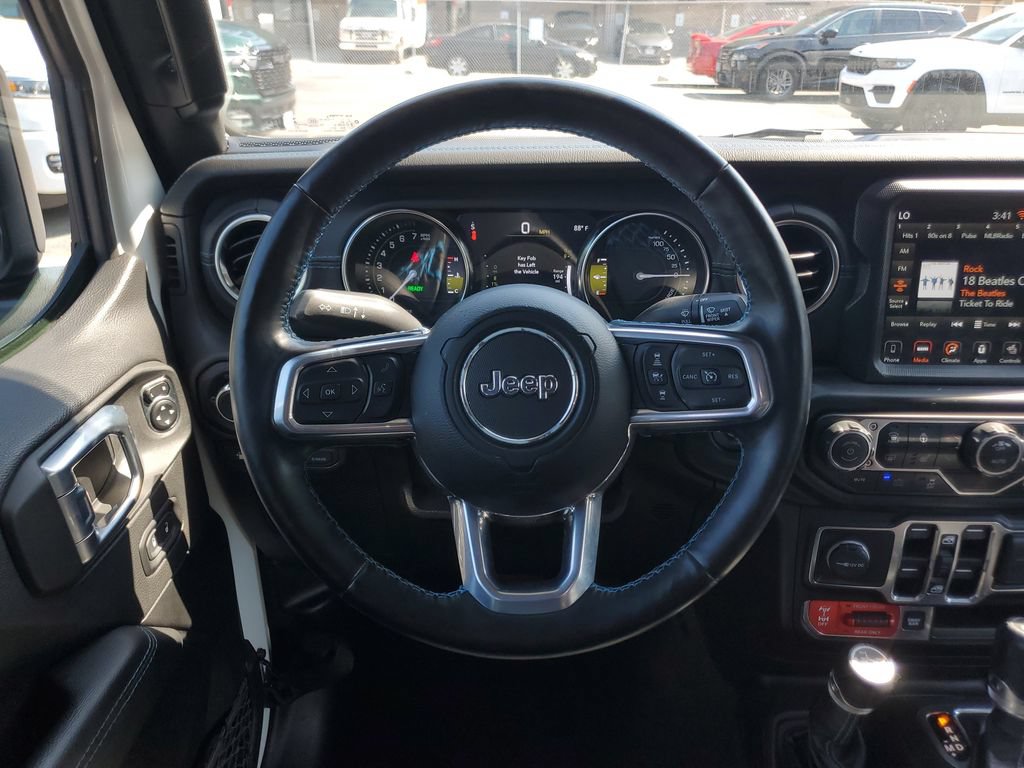 Used 2021 Jeep Wrangler Unlimited Rubicon 4xe w/ Cold Weather Group AWD/4WD image 25