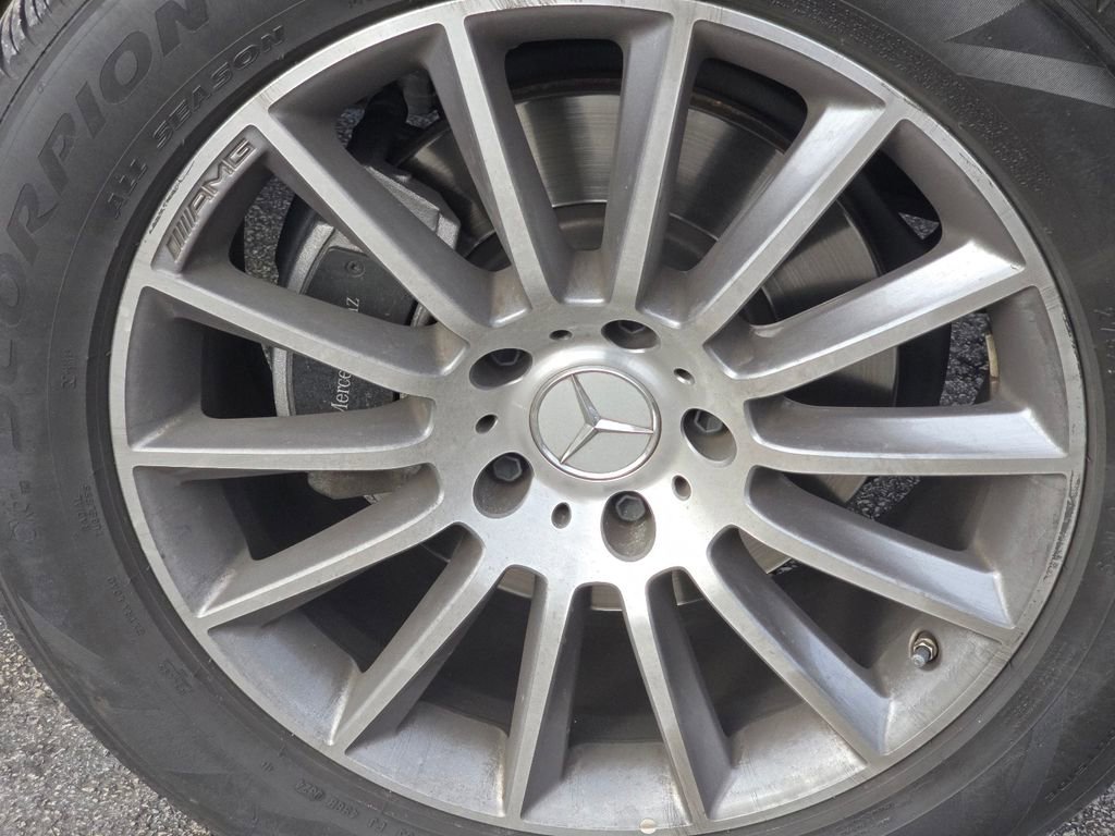 Used 2024 Mercedes-Benz G 550 image 11