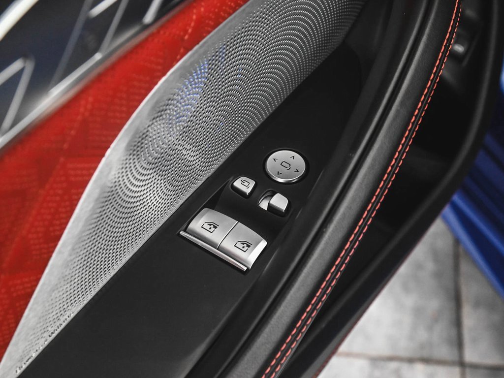 Used 2024 BMW M8 Competition image 10