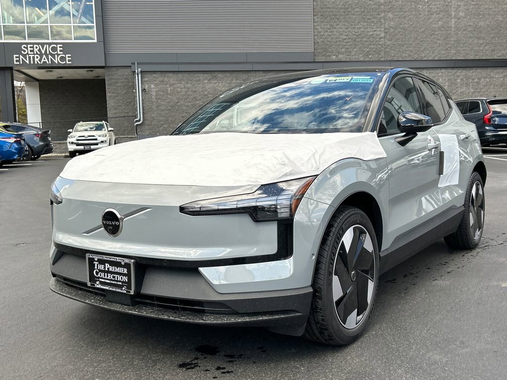 New 2026 Volvo EX30 Ultra w/ Climate Package image 5