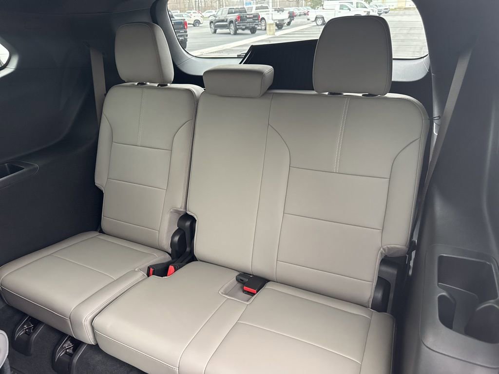 Certified 2024 GMC Acadia Elevation w/ Luxury Package image 5