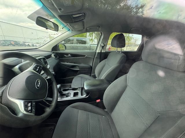 Used 2020 Kia Sorento LX image 7