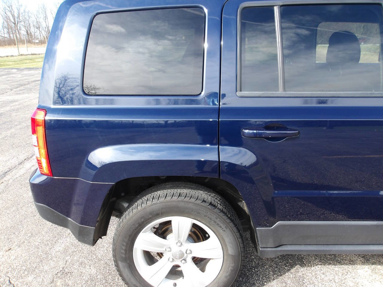Used 2013 Jeep Patriot Sport w/ PWR Value Group image 31