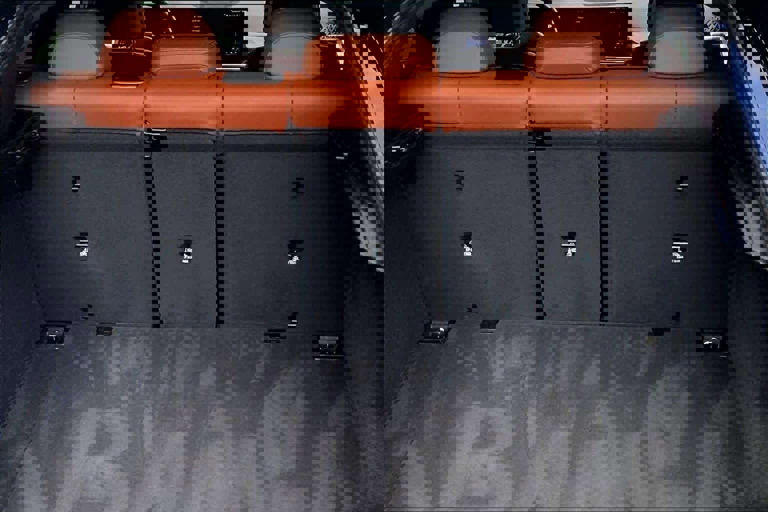 Certified 2024 BMW X6 M60i image 32