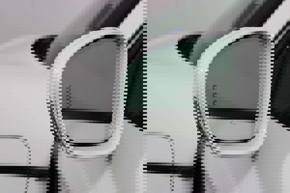 Used 2022 Porsche Taycan image 51