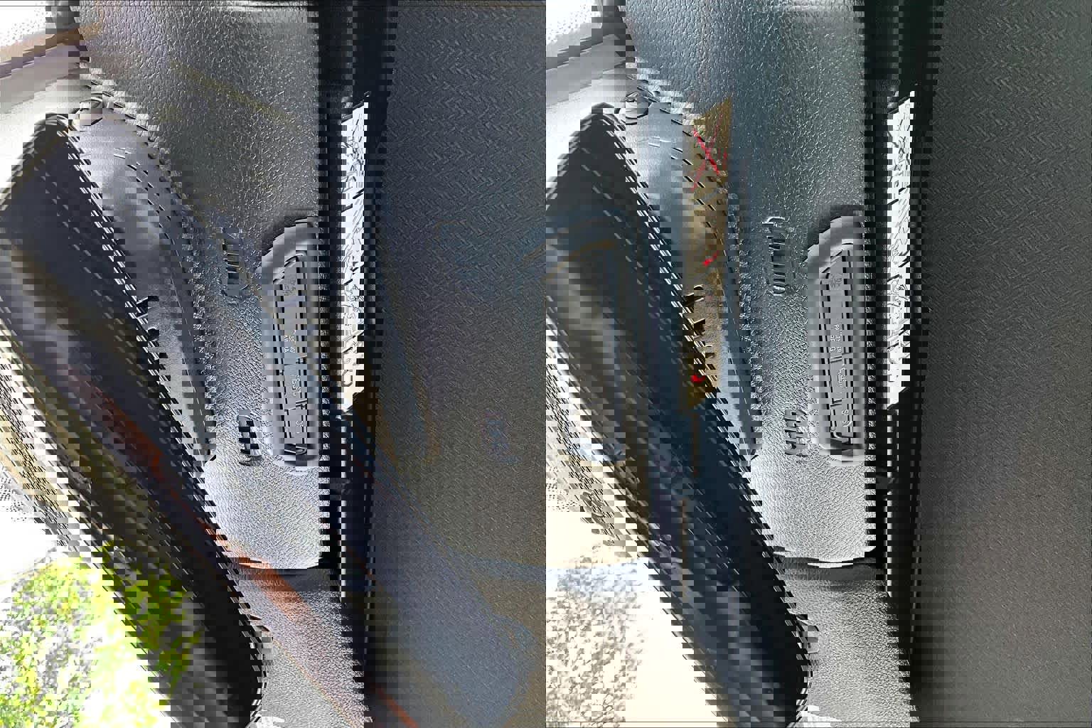 Used 2021 Jeep Wrangler Unlimited Rubicon AWD/4WD image 30