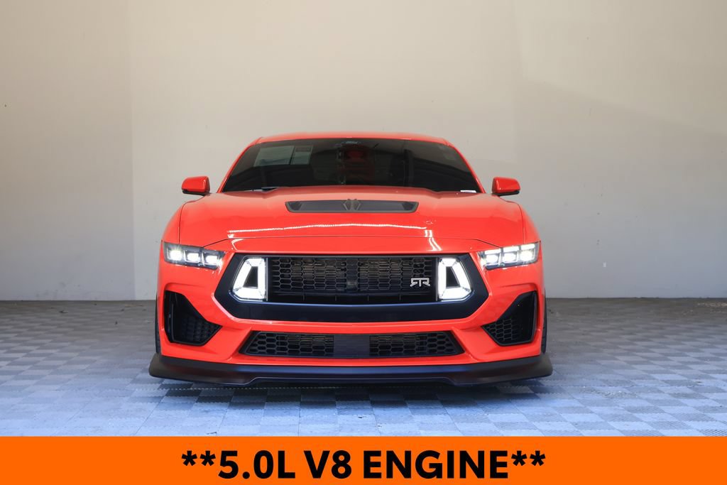 Used 2025 Ford Mustang GT Premium w/ GT Performance Package RWD image 4