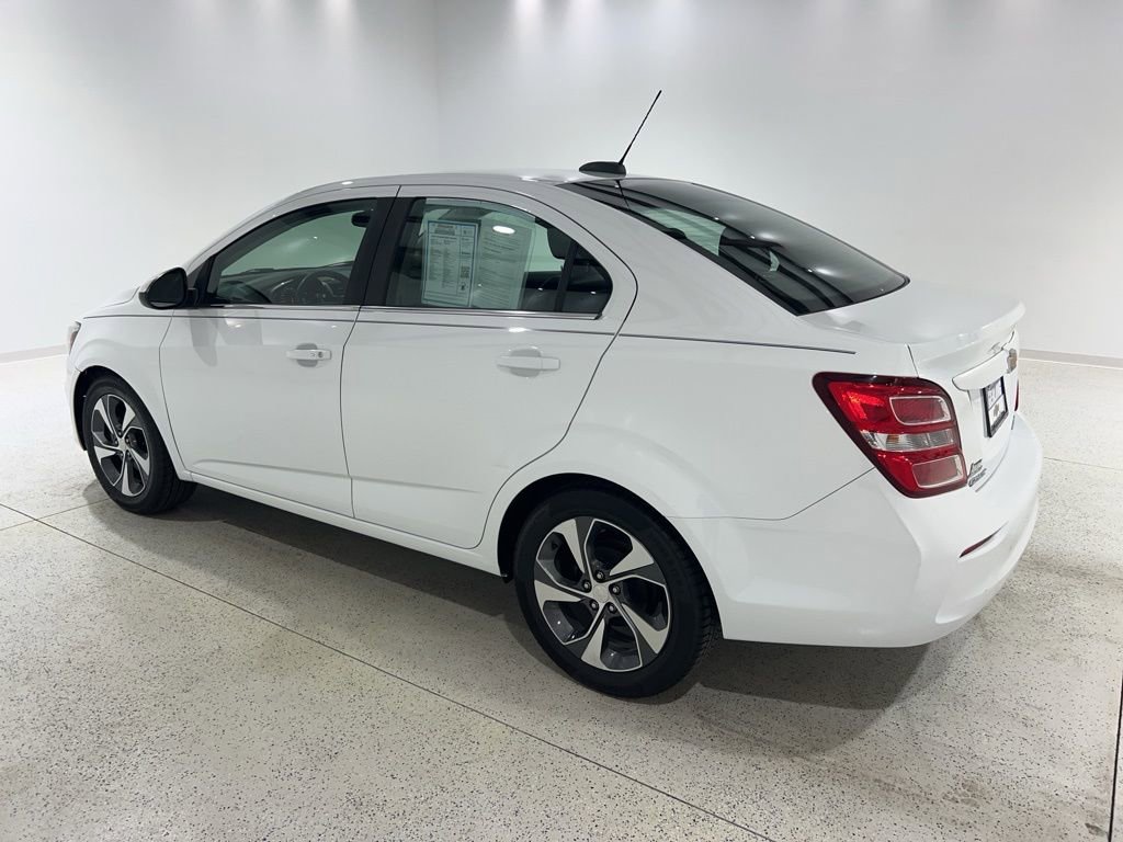 Used 2020 Chevrolet Sonic Premier FWD image 3