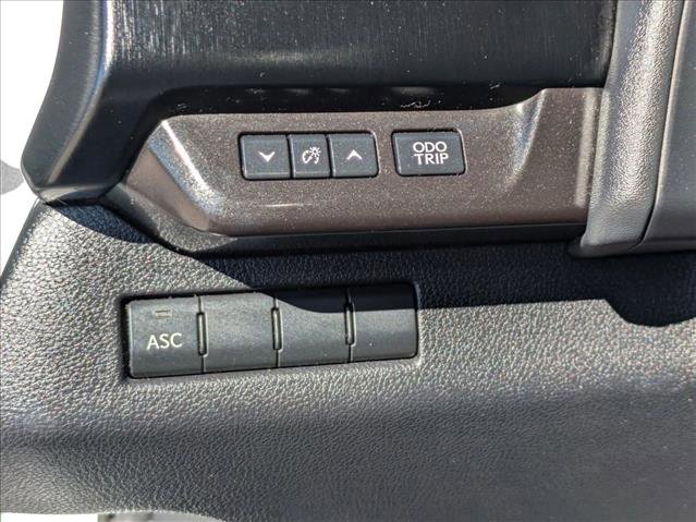 Used 2019 Lexus UX 250h F Sport w/ F Sport Premium Package image 10