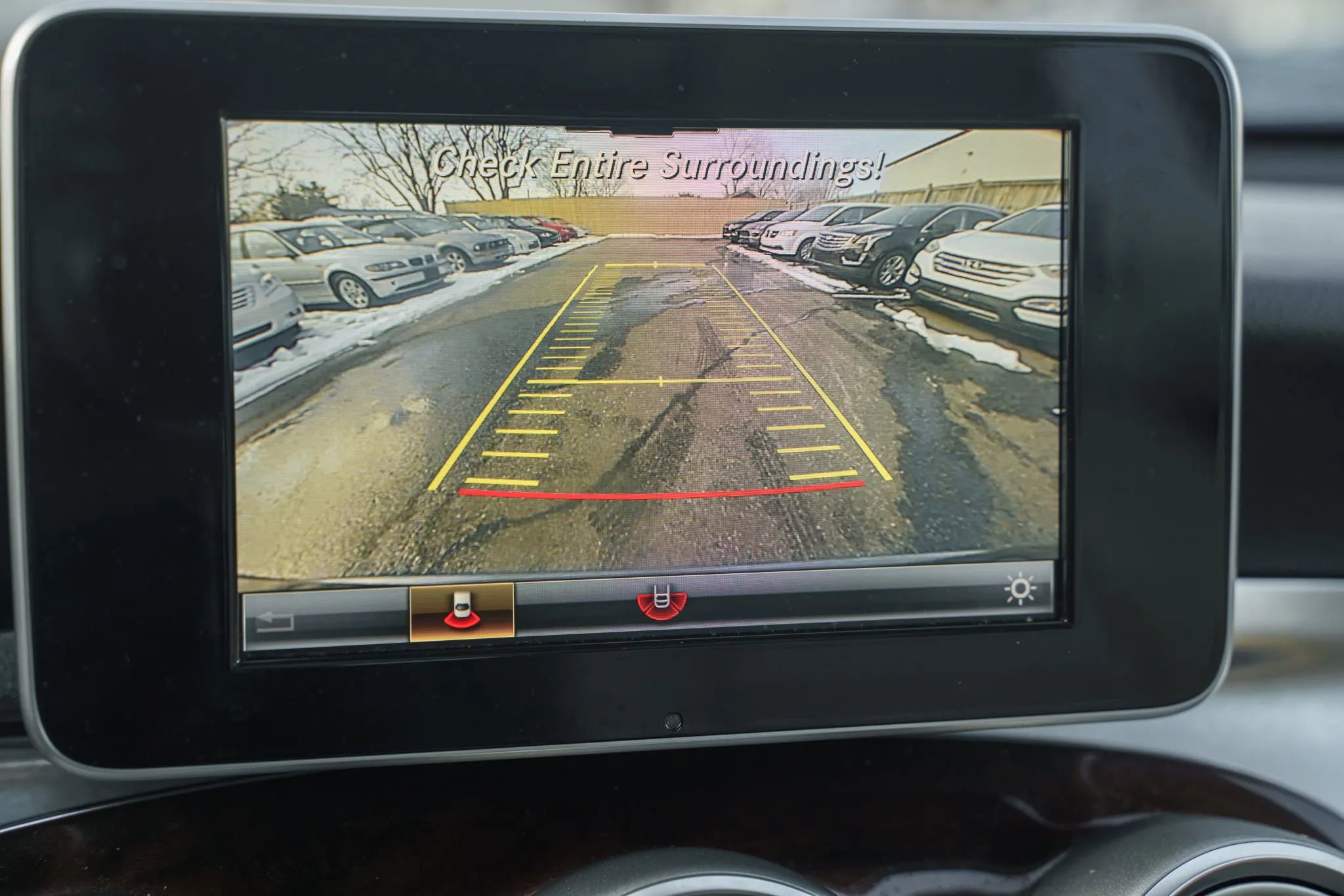 Used 2018 Mercedes-Benz GLC 300 GLC 300 4MATIC Sport Utility 4 image 25