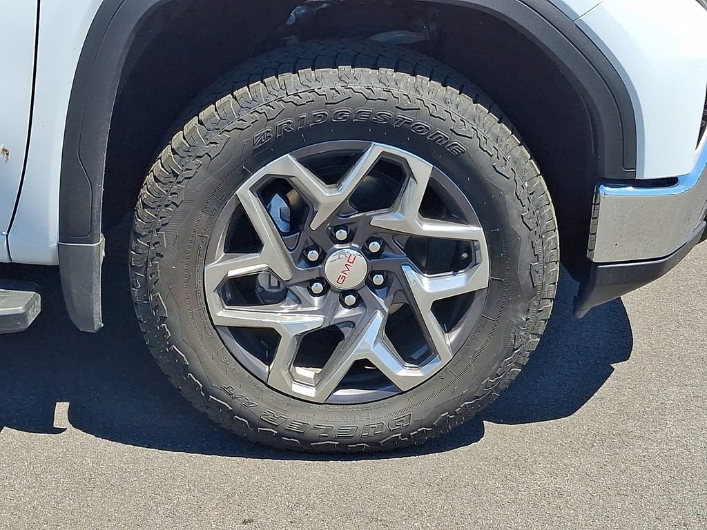 Used 2026 GMC Sierra 1500 SLT w/ SLT Premium Plus Package AWD/4WD image 9