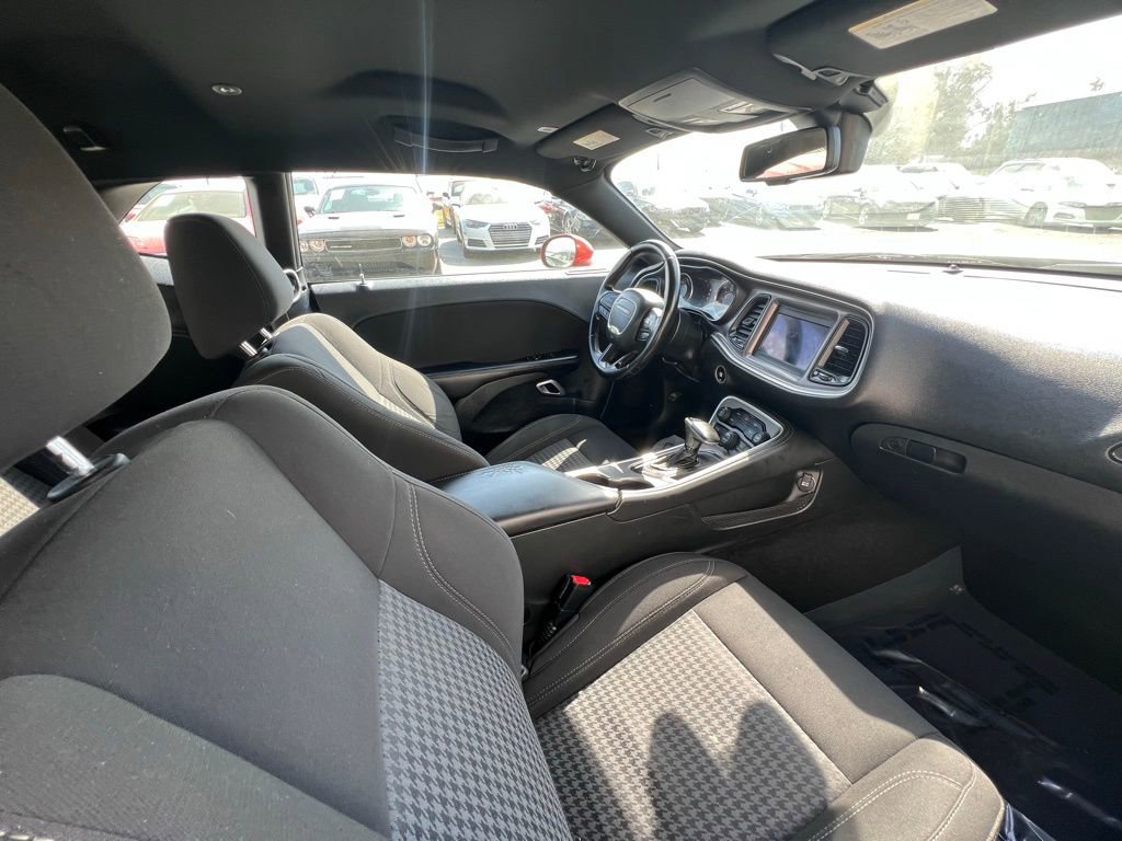 Used 2020 Dodge Challenger SXT image 14