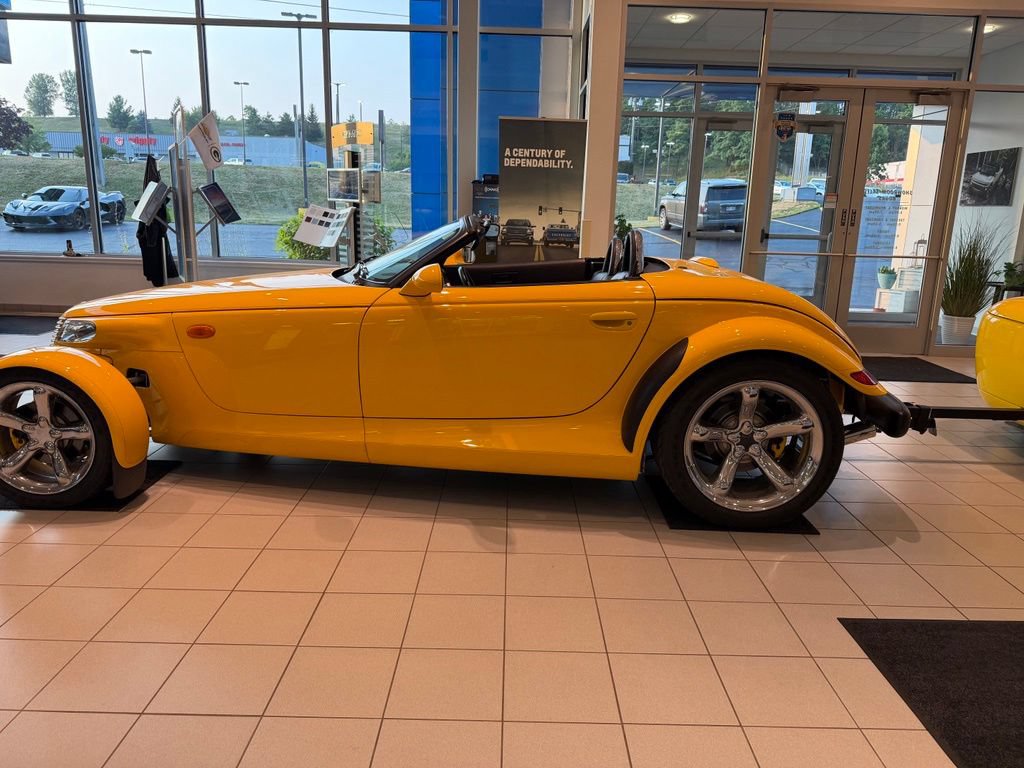 Used 2002 Chrysler Prowler RWD image 6