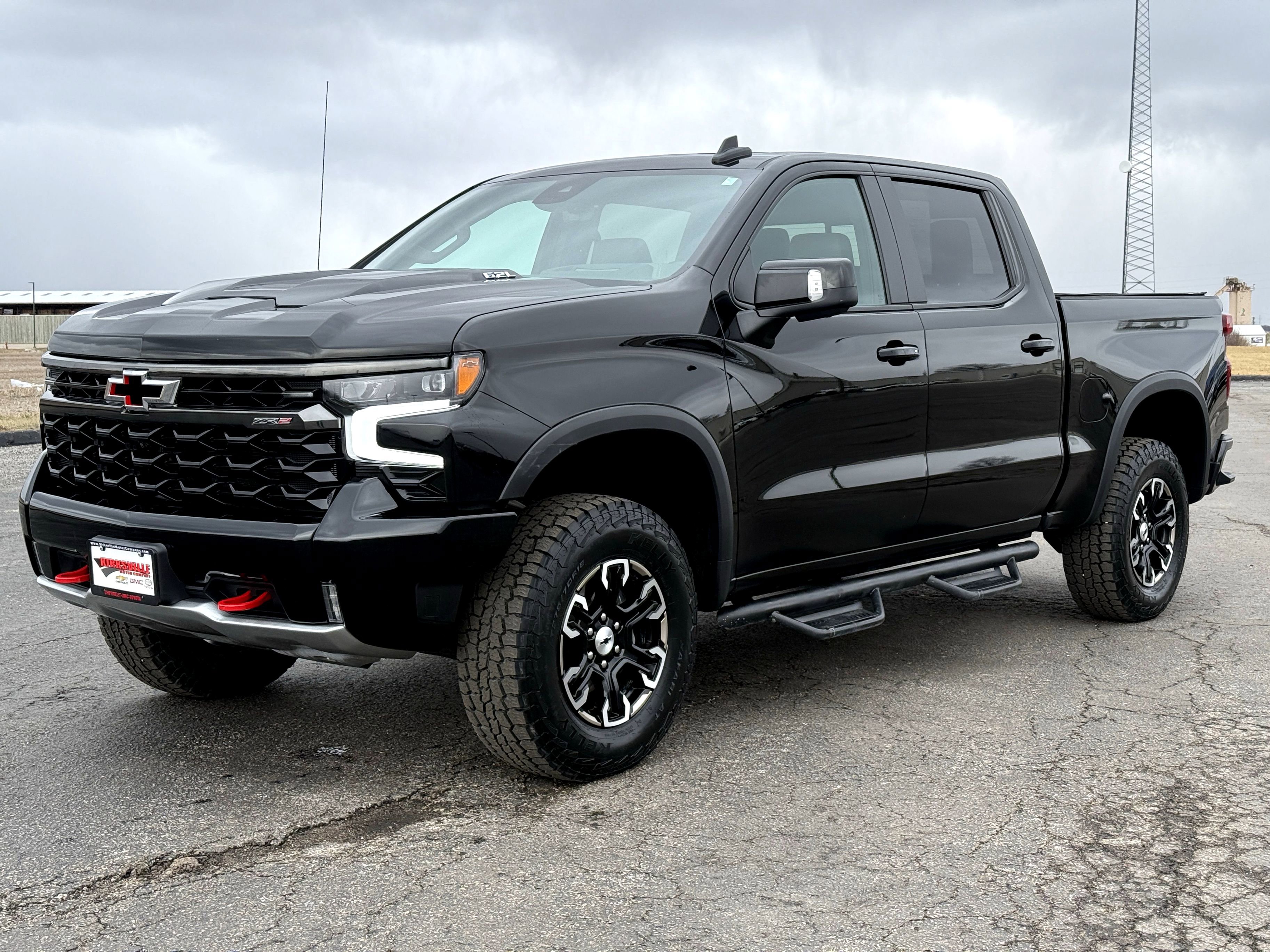 Used 2023 Chevrolet Silverado 1500 ZR2 w/ Technology Package image 7