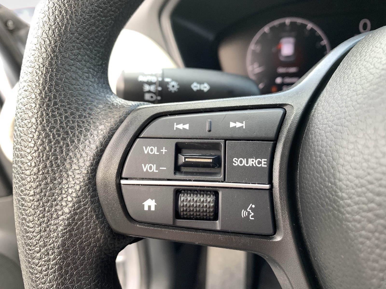 Used 2023 Honda HR-V LX image 16