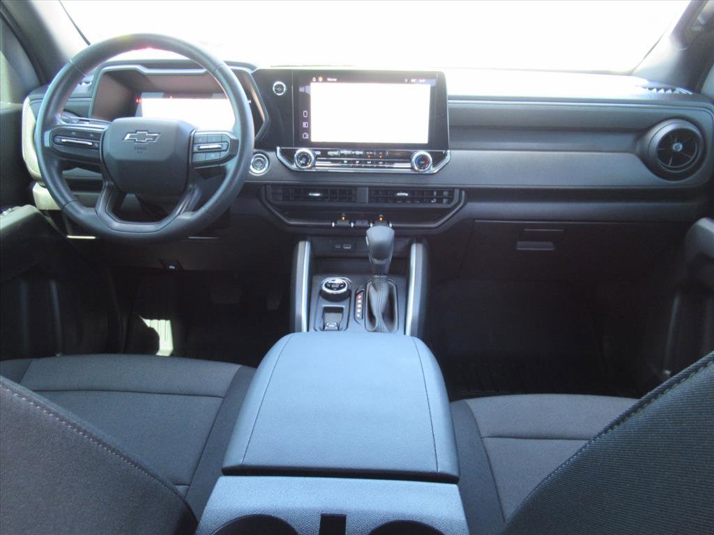 Used 2024 Chevrolet Colorado Trail Boss w/ Technology Package image 15