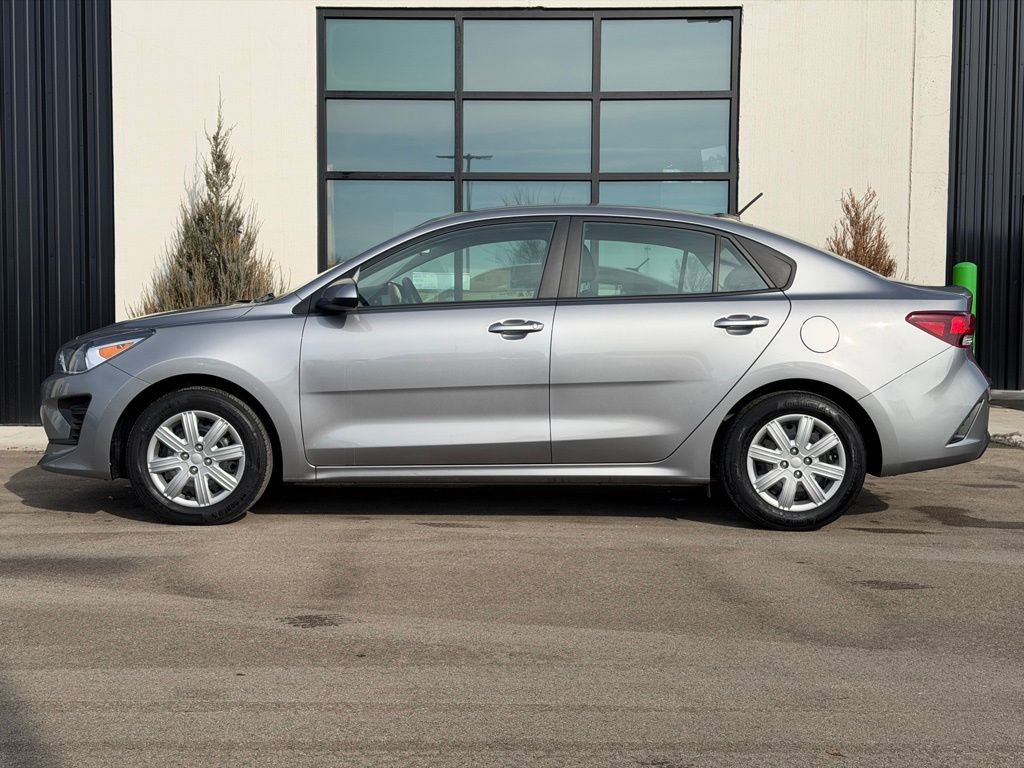Used 2023 Kia Rio S image 2