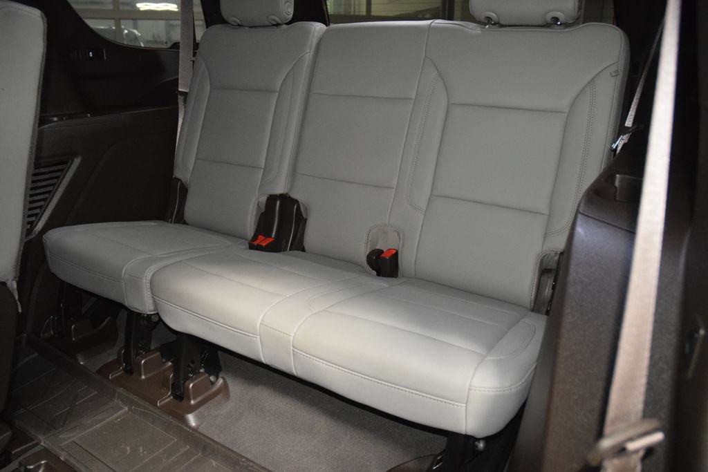 Used 2022 Chevrolet Tahoe LT w/ Luxury Package AWD/4WD image 42