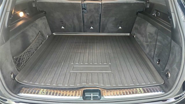 Used 2023 Mercedes-Benz GLE 450 4MATIC w/ AMG Line Exterior image 15