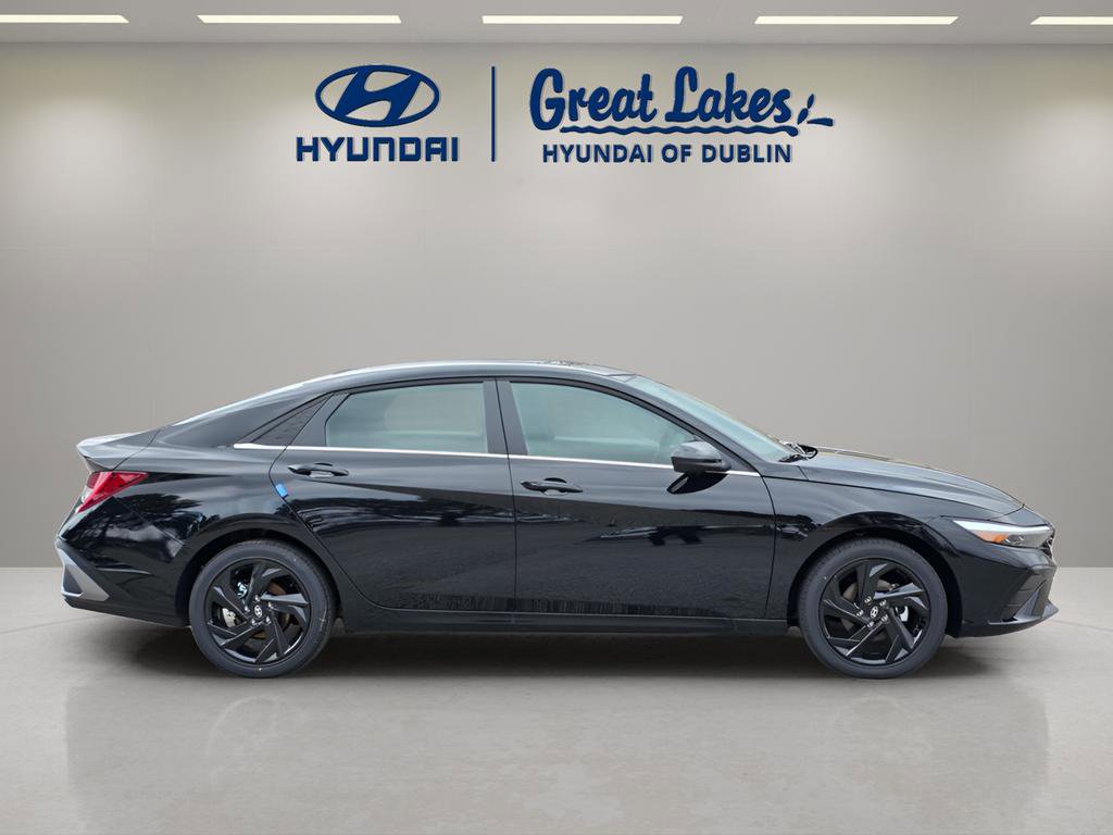 New 2026 Hyundai Elantra SEL Sport image 6