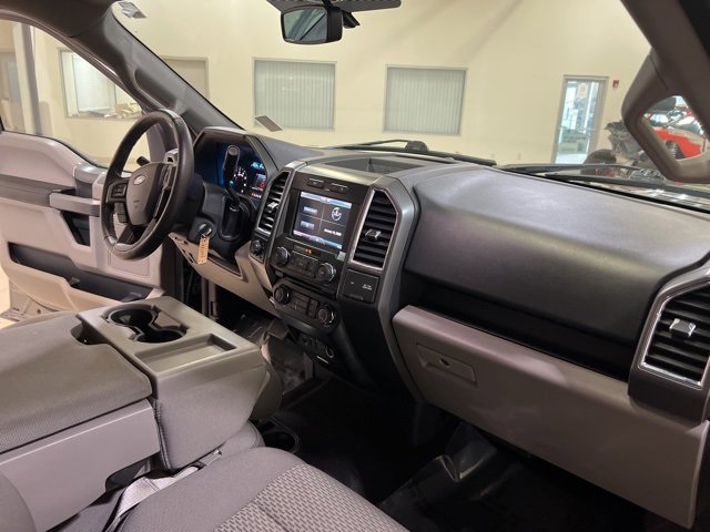 Used 2015 Ford F150 XLT w/ Equipment Group 302A Luxury image 18