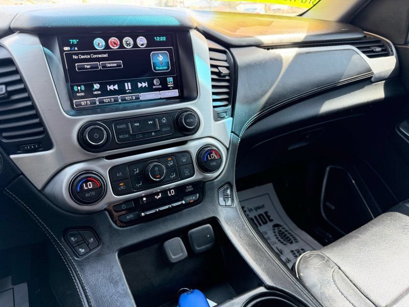 Used 2018 GMC Yukon XL SLT w/ HD Trailering Package AWD/4WD image 10