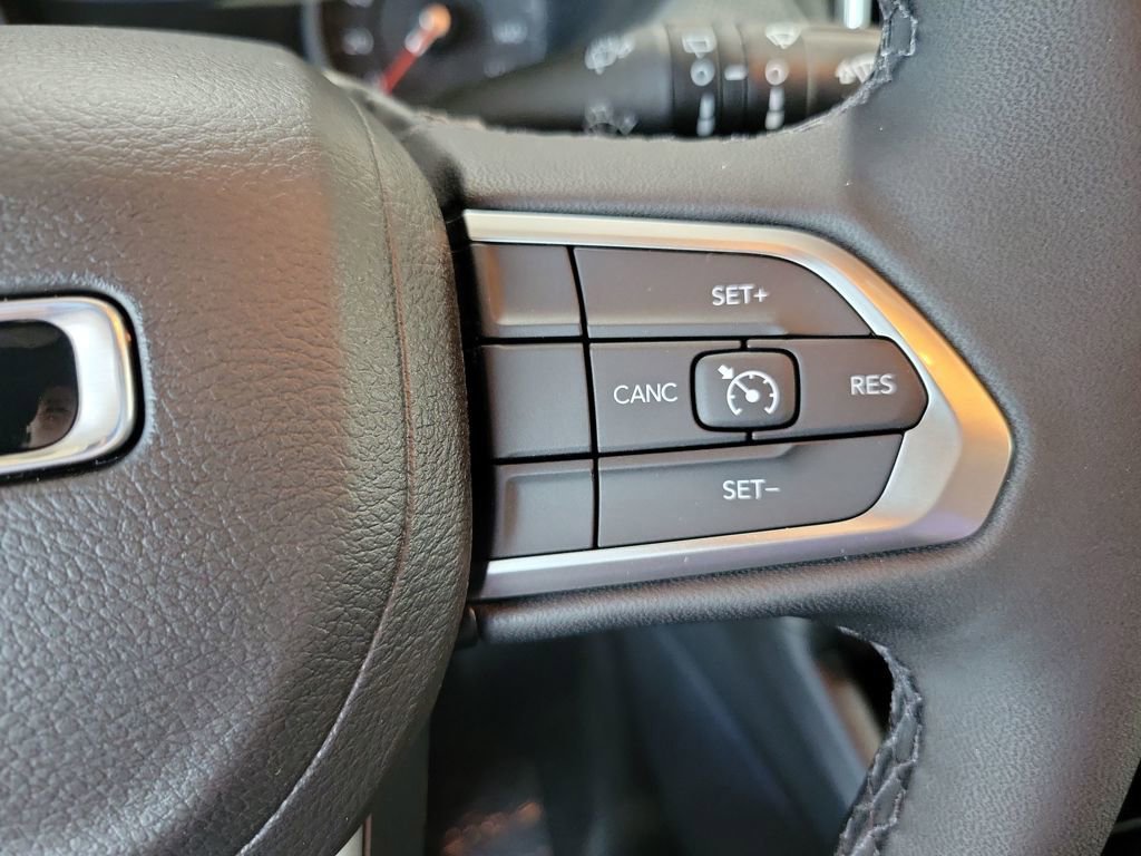 New 2026 Jeep Compass Latitude image 15