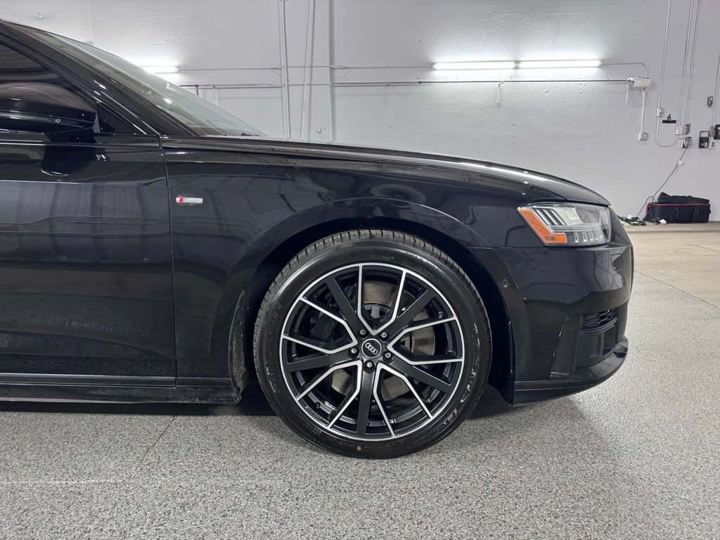 Used 2021 Audi A8 L 4.0T w/ Executive Plus Package AWD/4WD image 6