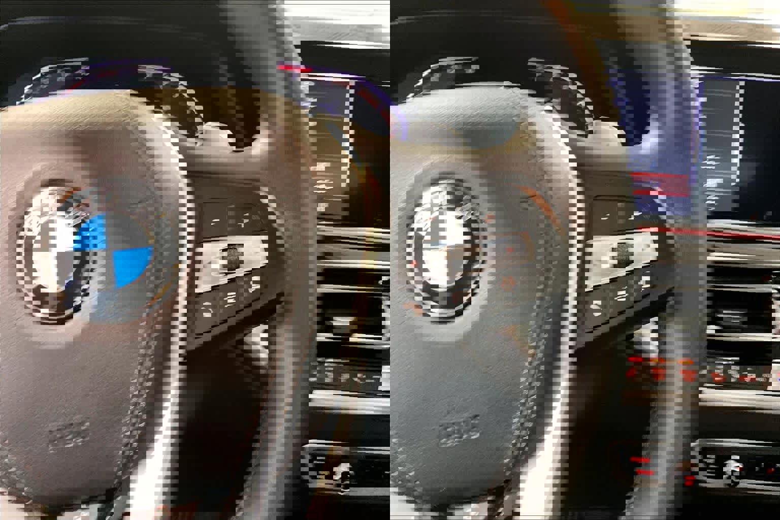 Used 2020 BMW X5 xDrive40i w/ Convenience Package image 21