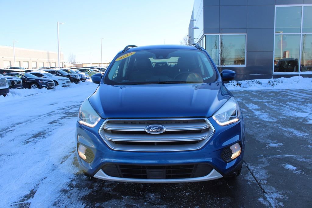 Used 2019 Ford Escape SEL image 2