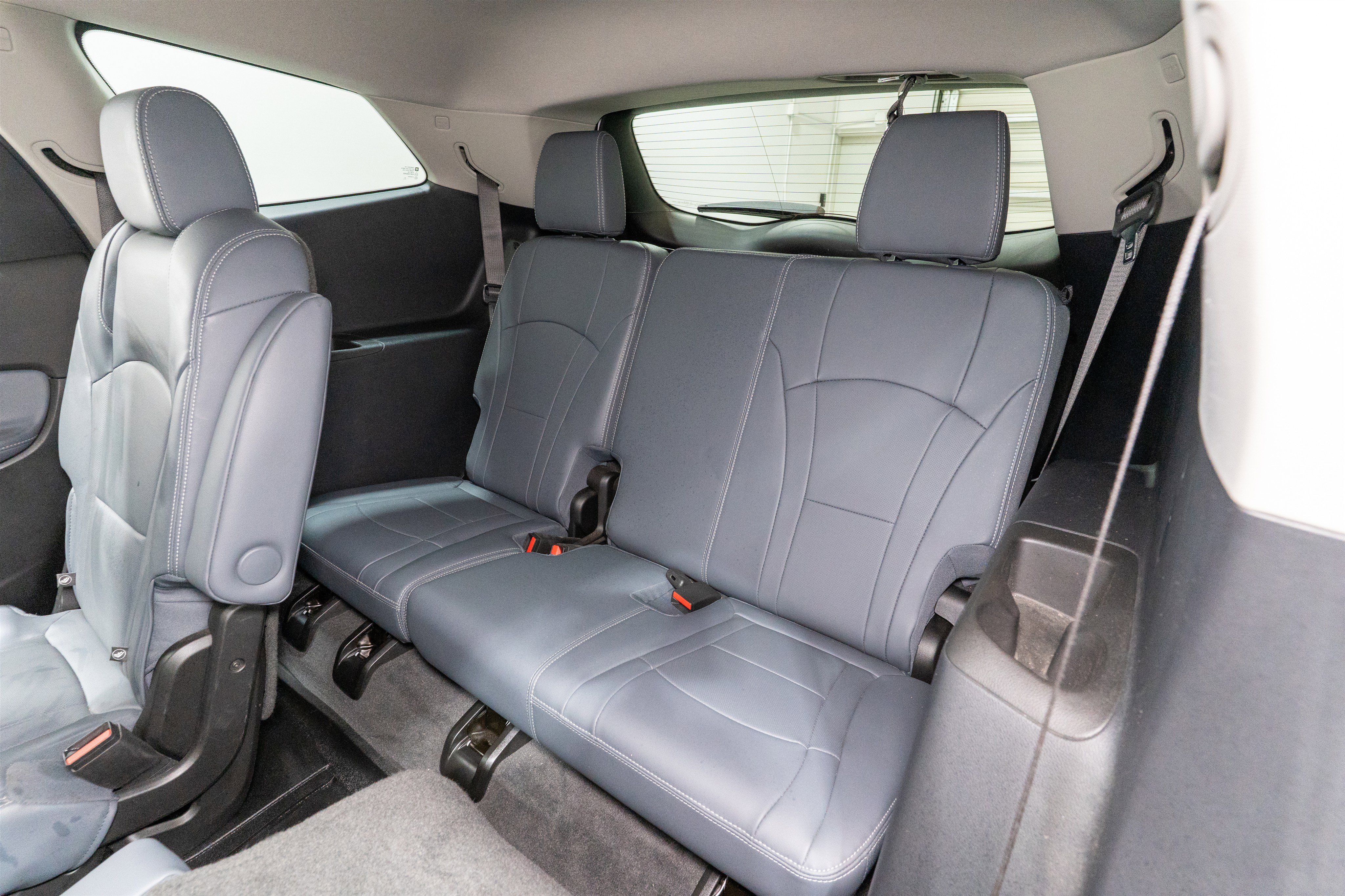 Used 2020 Buick Enclave Essence w/ Sound and Sites Package image 33