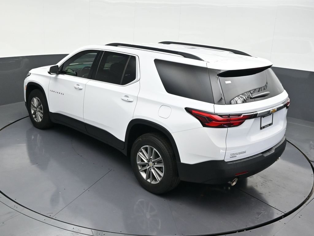 Used 2024 Chevrolet Traverse LT image 18